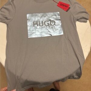 Hugo Boss Men's Short Sleeve Tee in Gray with Silver Logo